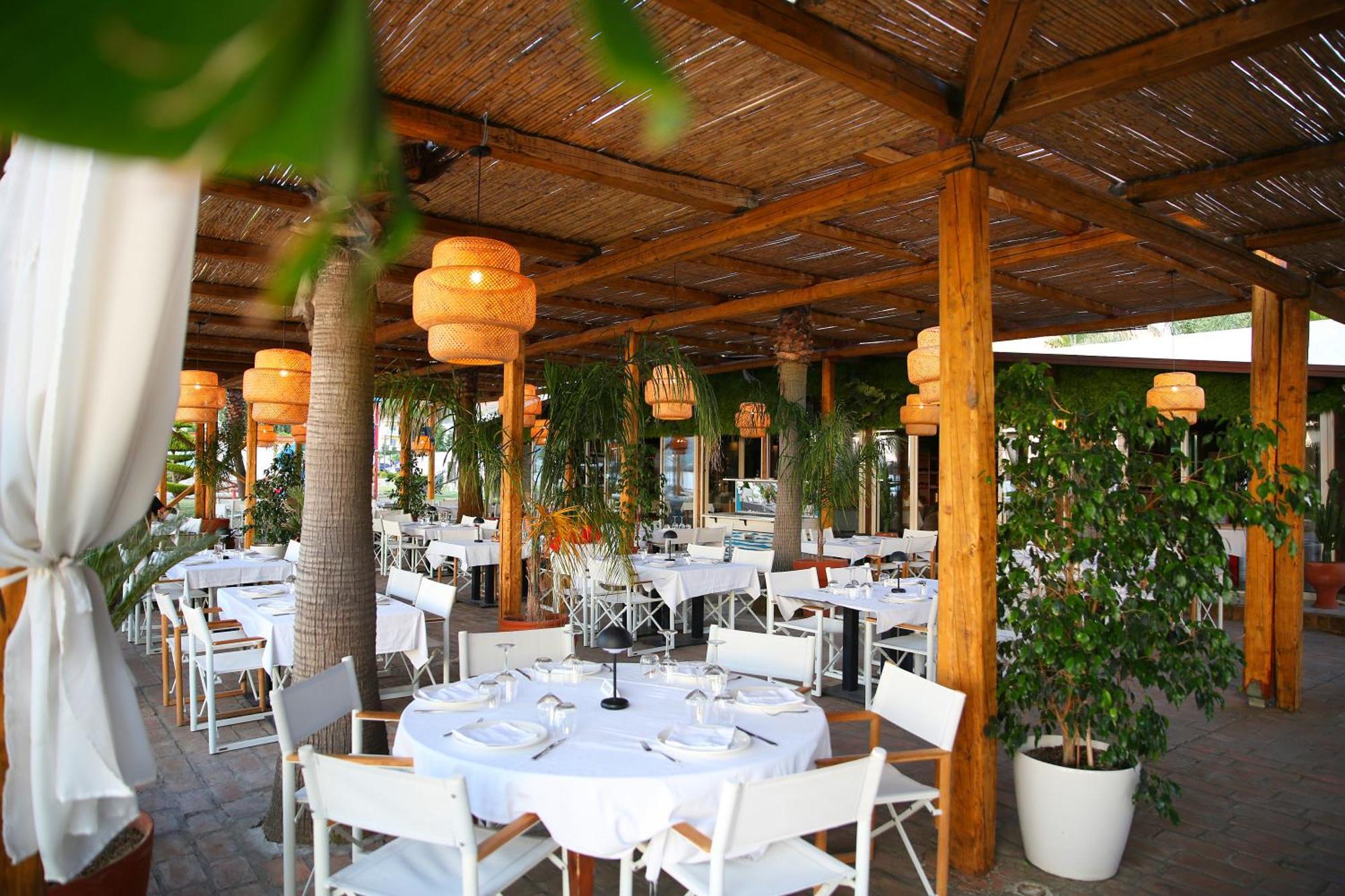 Oricon Coast Luxury Resort Orikum Luaran gambar