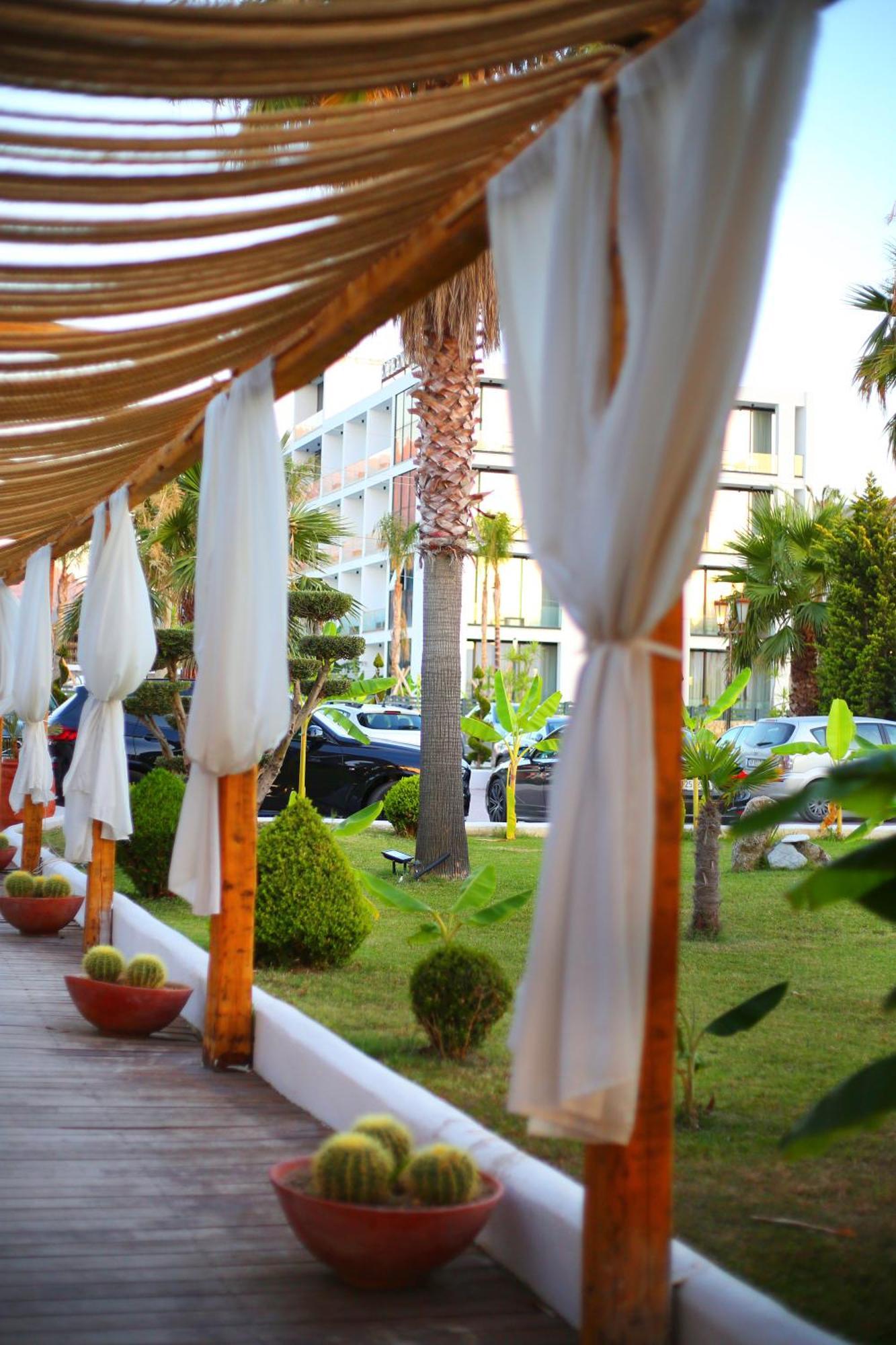 Oricon Coast Luxury Resort Orikum Luaran gambar